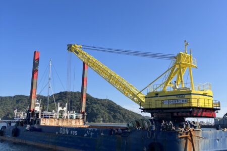 船舶用クレーン・可搬式ゲート開閉装置